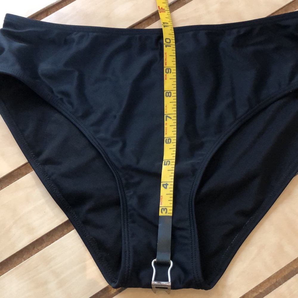 Yonique New with tags, swimsuit bottom, size Large - Picture 6 of 7